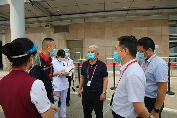 1631496433130945.png 綿陽機(jī)場(chǎng)開展疫情防控專項(xiàng)檢查.png